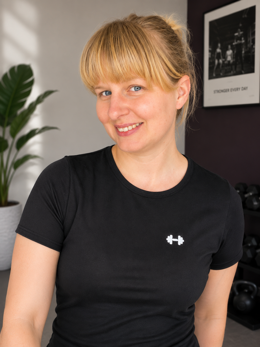 Essential Sculpt Crop Tee – Black